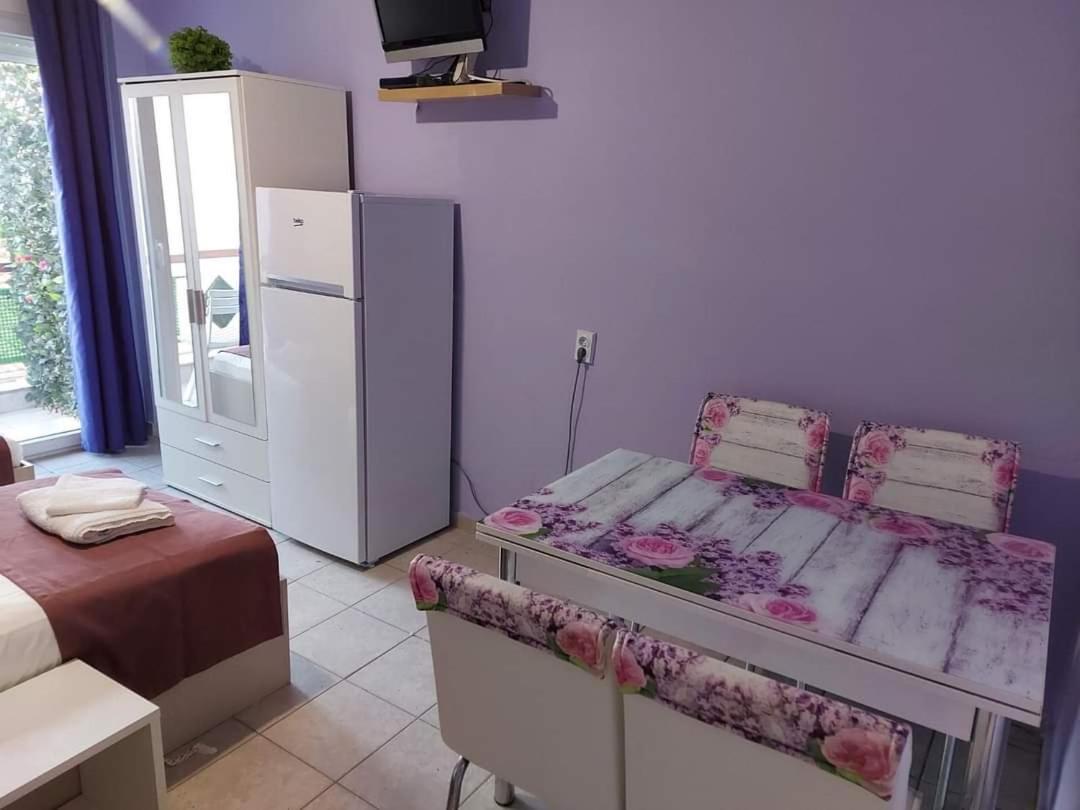 Diva Apartment Asproválta Luaran gambar