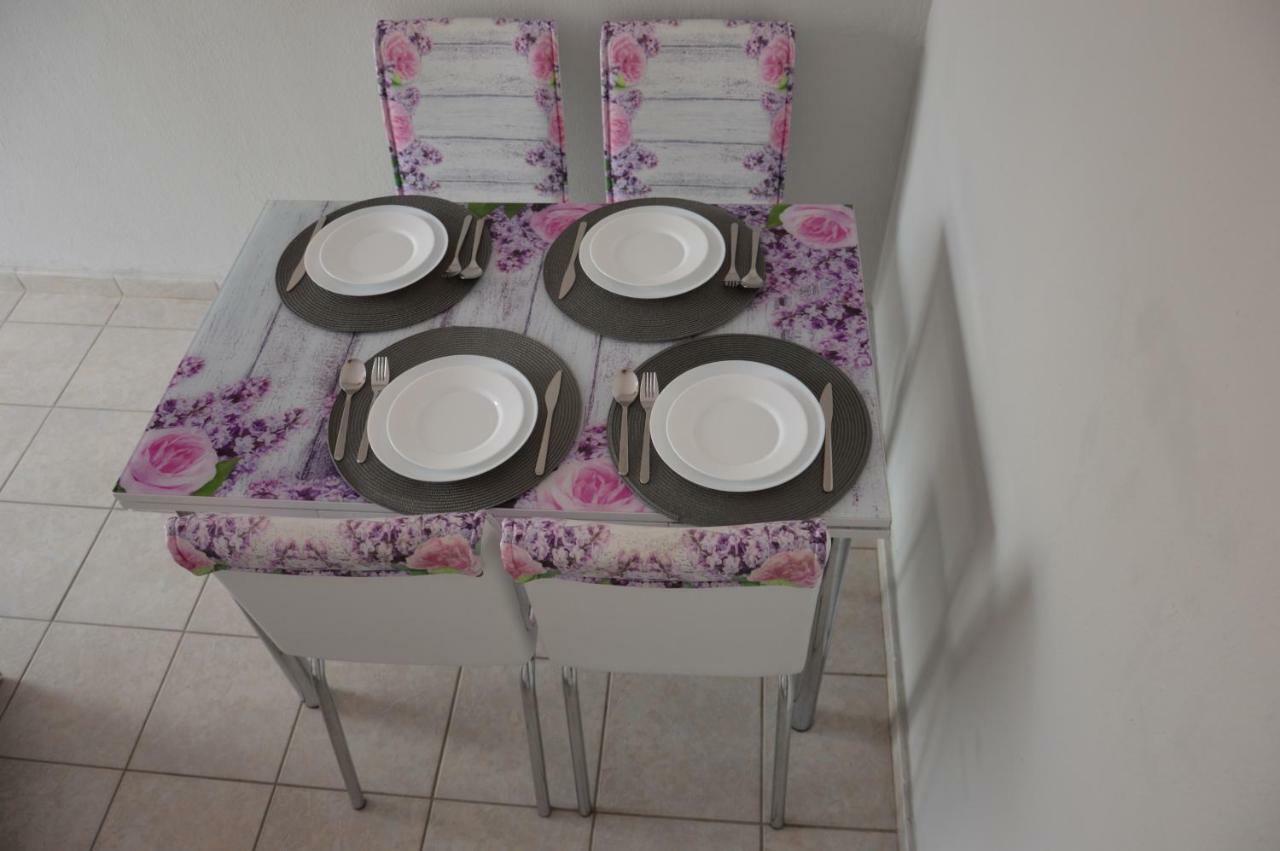 Diva Apartment Asproválta Luaran gambar